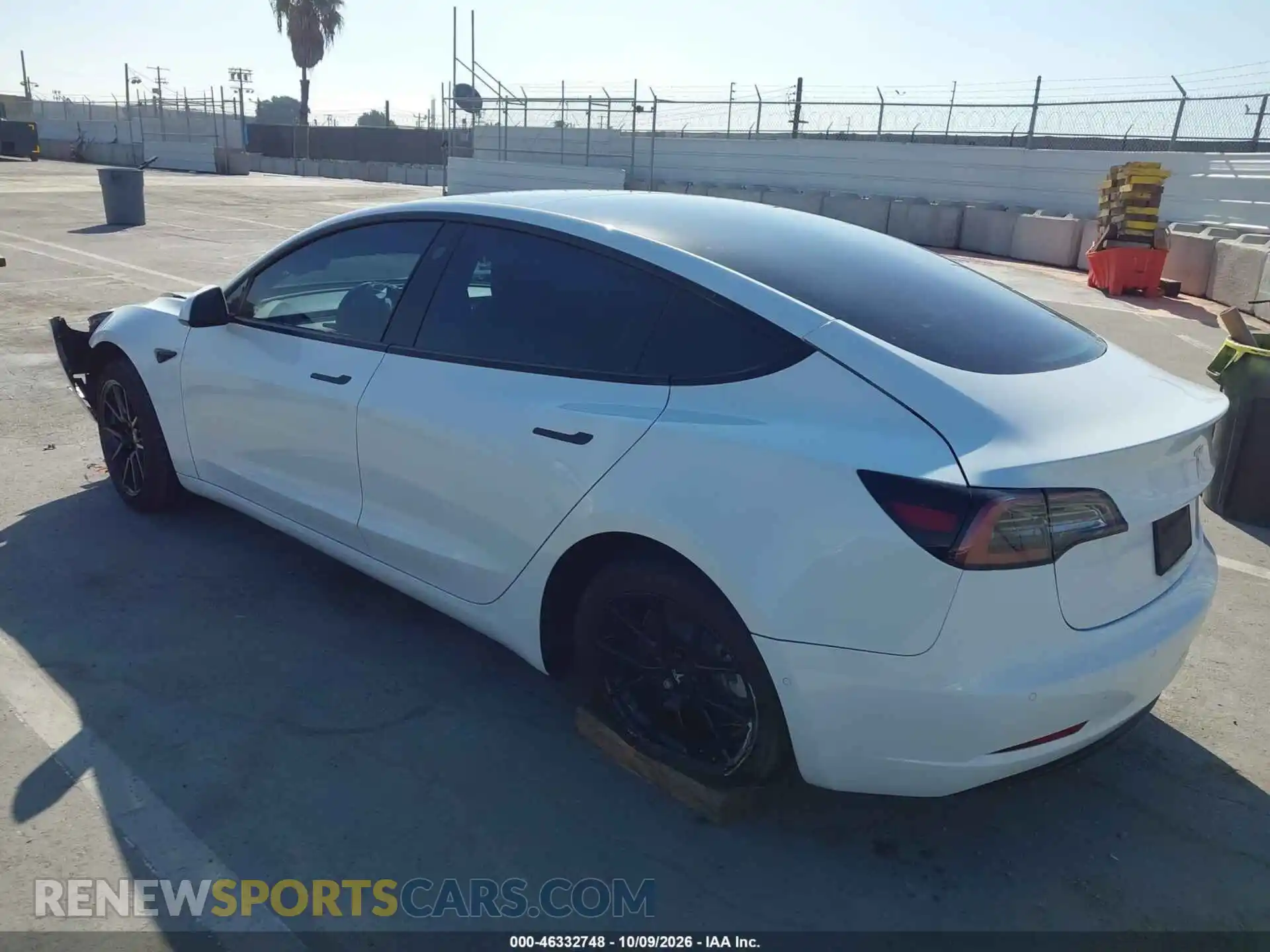 3 fotografías del automóvil dañado 5YJ3E1EB8MF872707 TESLA MODEL 3 2021