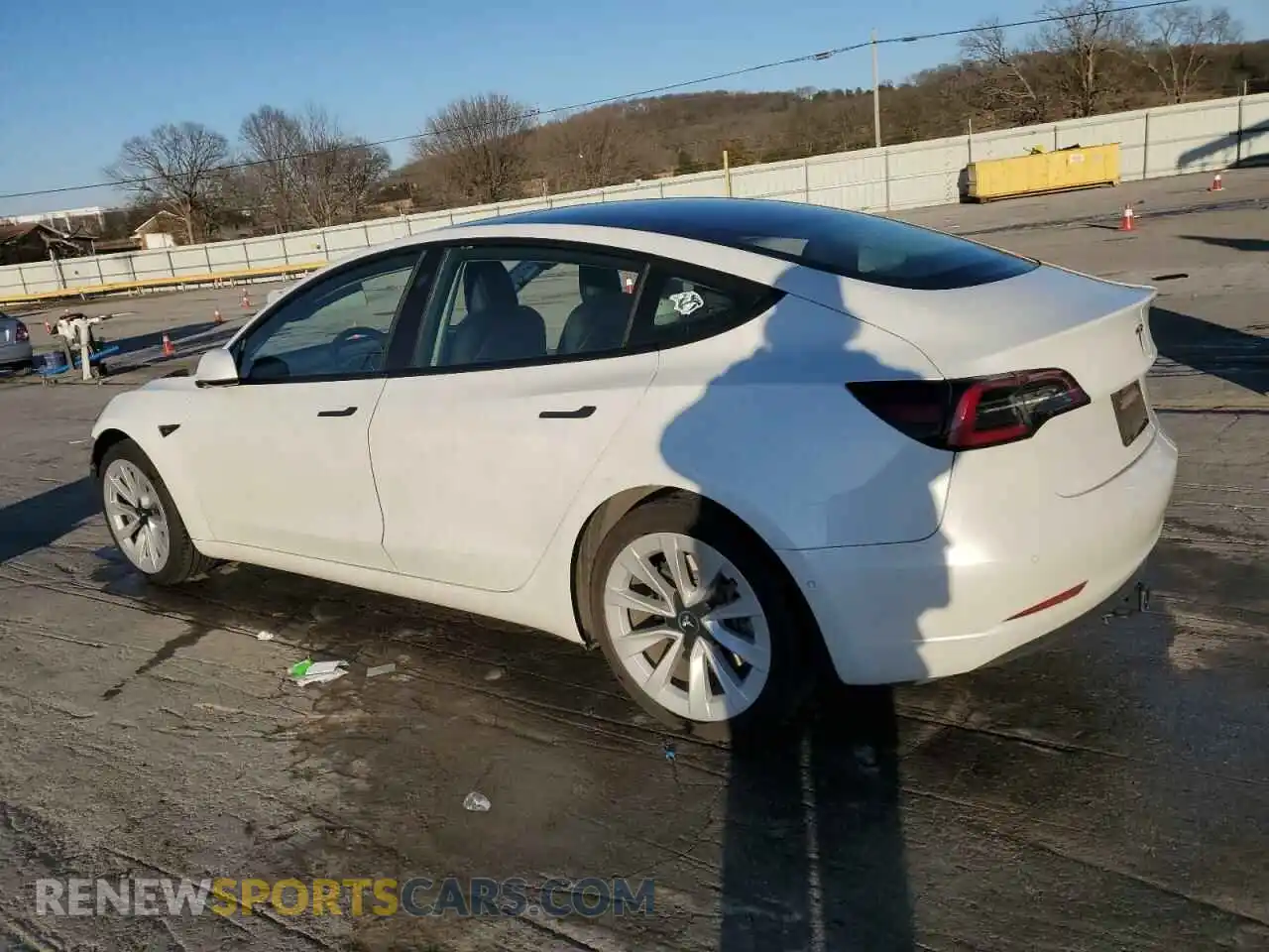 2 Photograph of a damaged car 5YJ3E1EB8MF924238 TESLA MODEL 3 2021