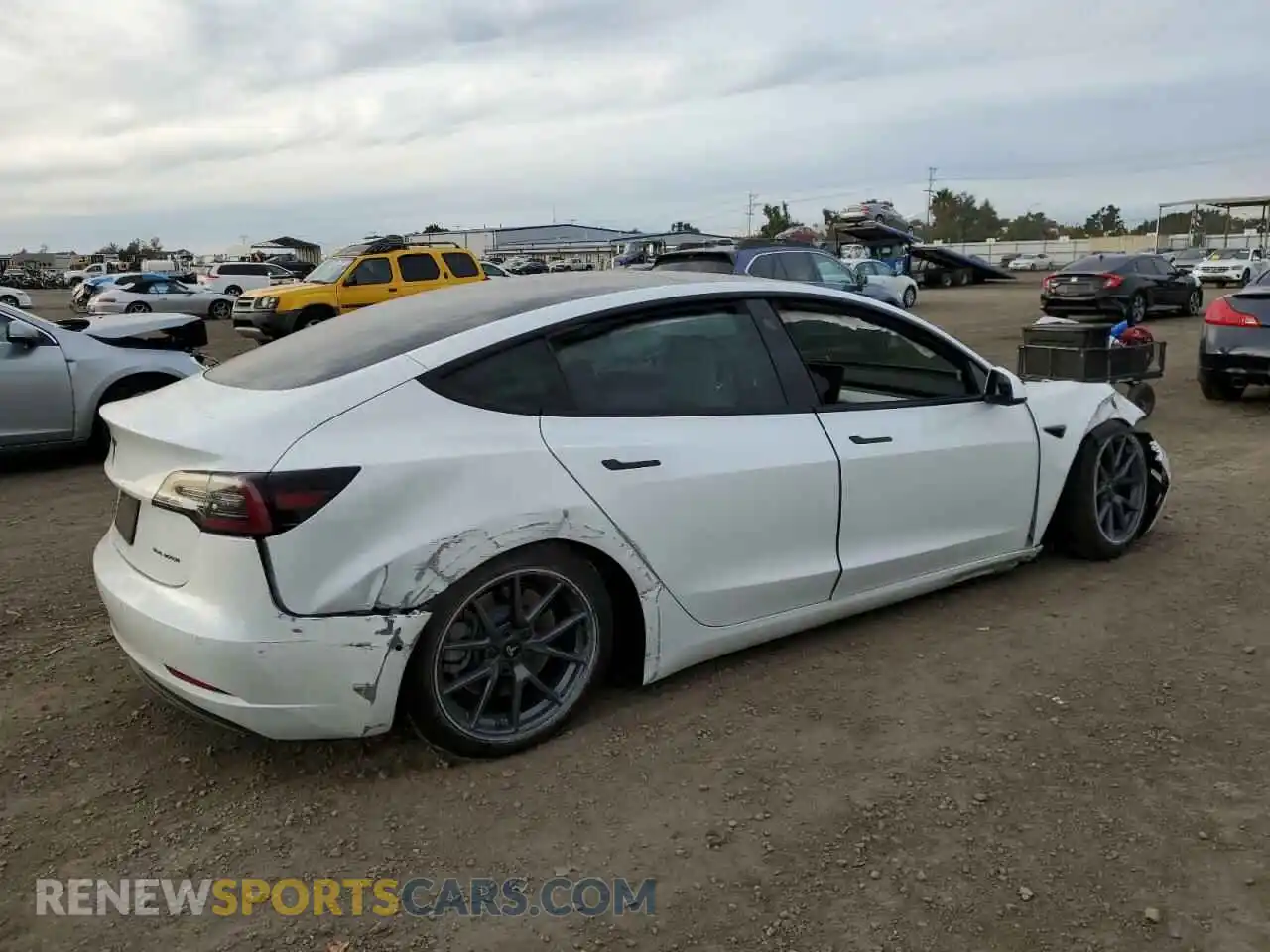 3 Photograph of a damaged car 5YJ3E1EB8MF927169 TESLA MODEL 3 2021