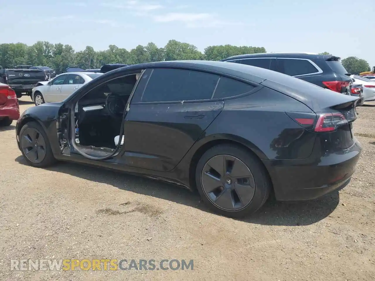 2 Photograph of a damaged car 5YJ3E1EB8MF981247 TESLA MODEL 3 2021