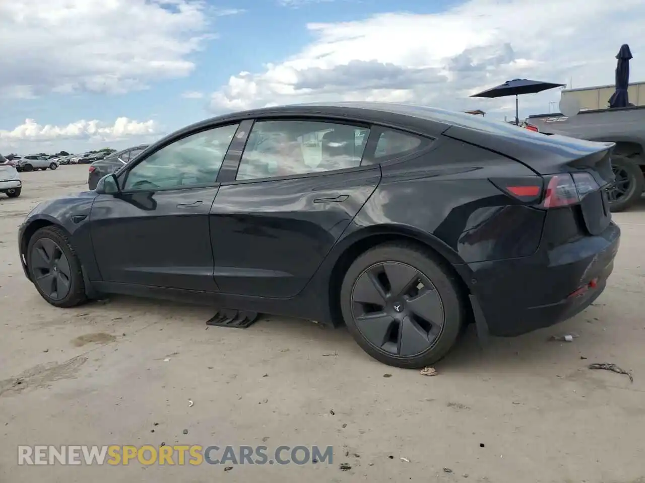 2 Photograph of a damaged car 5YJ3E1EB9MF006708 TESLA MODEL 3 2021