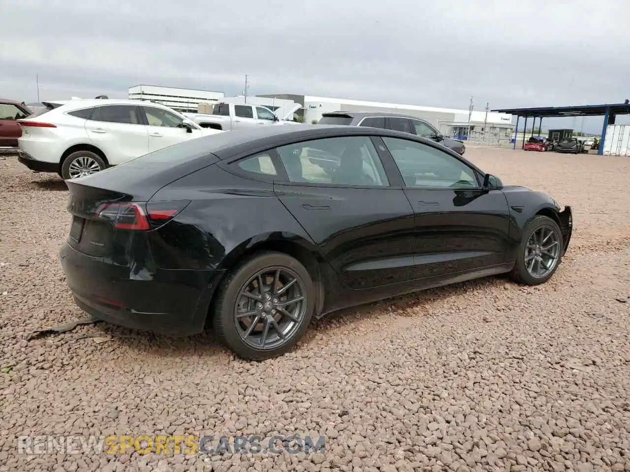 3 Photograph of a damaged car 5YJ3E1EB9MF032810 TESLA MODEL 3 2021