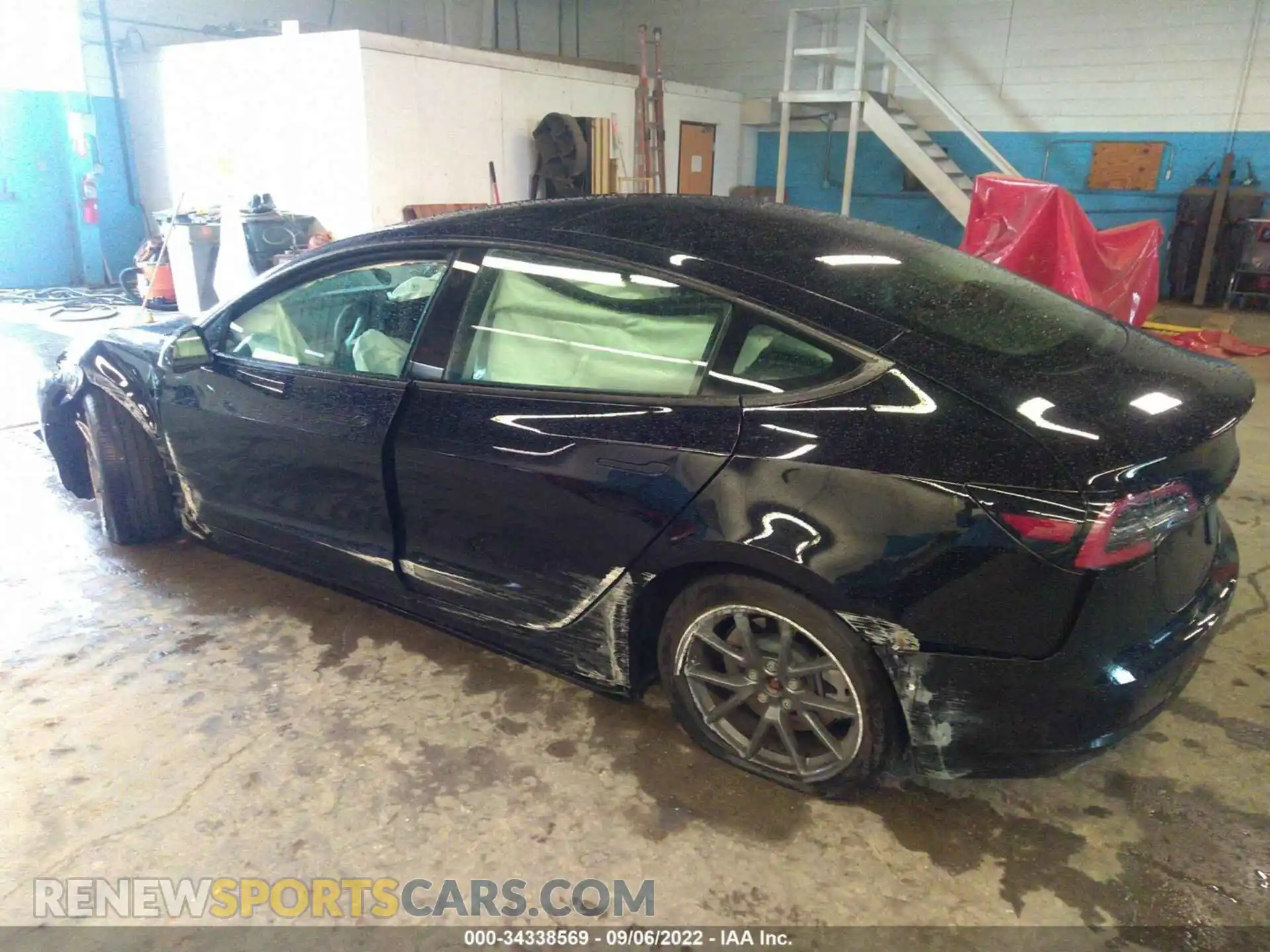 3 Photograph of a damaged car 5YJ3E1EB9MF044276 TESLA MODEL 3 2021