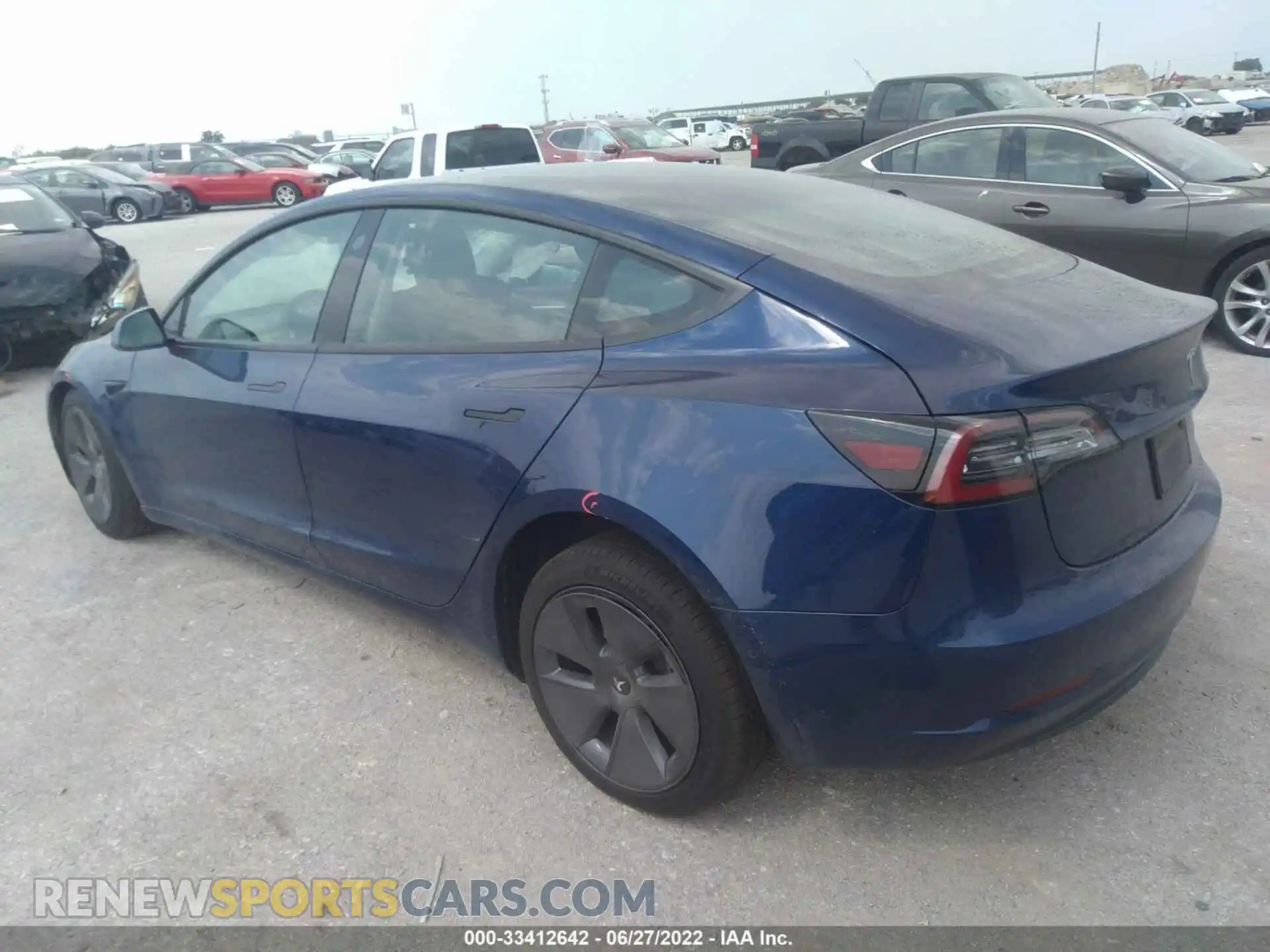 3 Photograph of a damaged car 5YJ3E1EB9MF054855 TESLA MODEL 3 2021