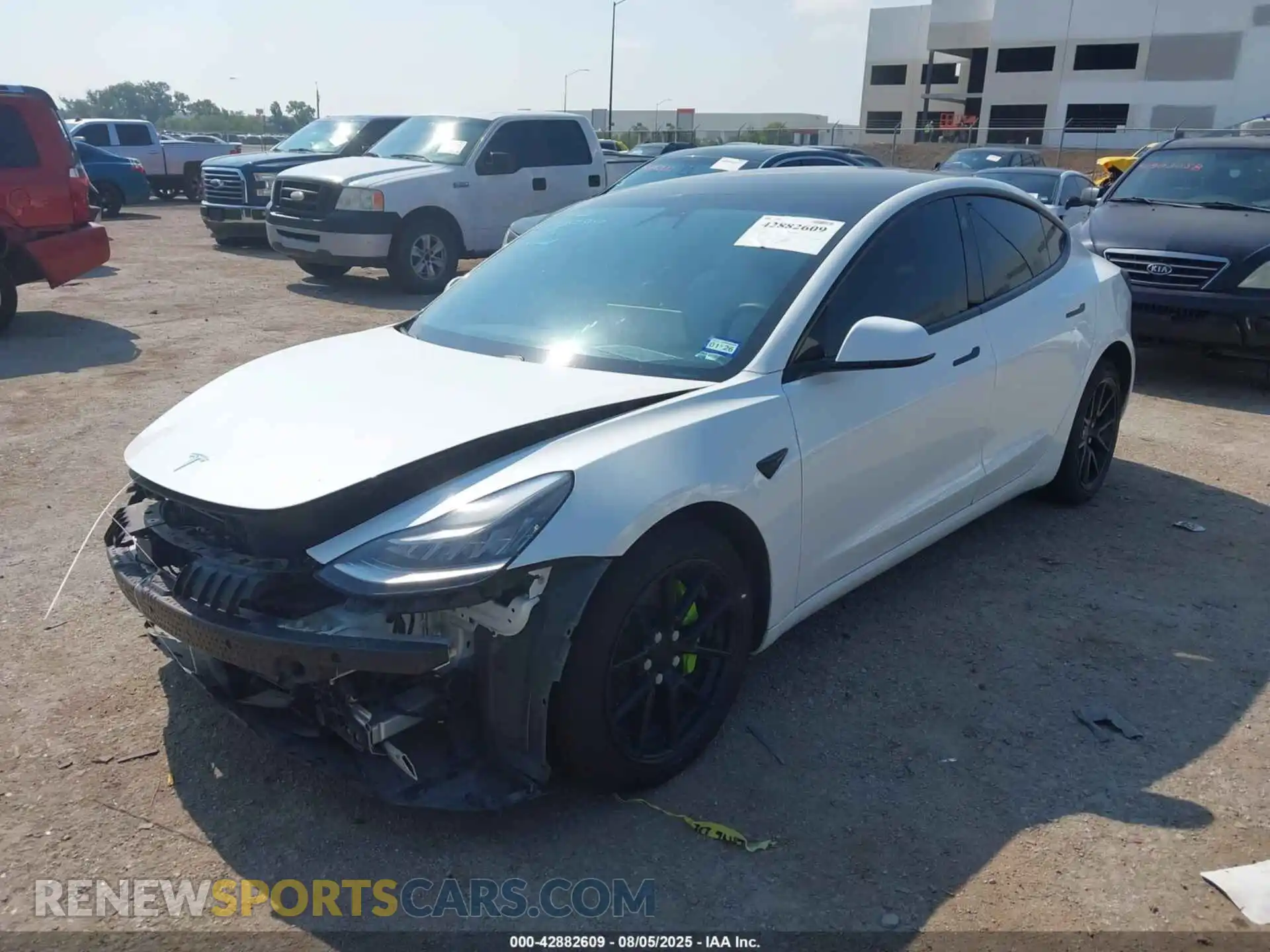 2 Photograph of a damaged car 5YJ3E1EB9MF852840 TESLA MODEL 3 2021