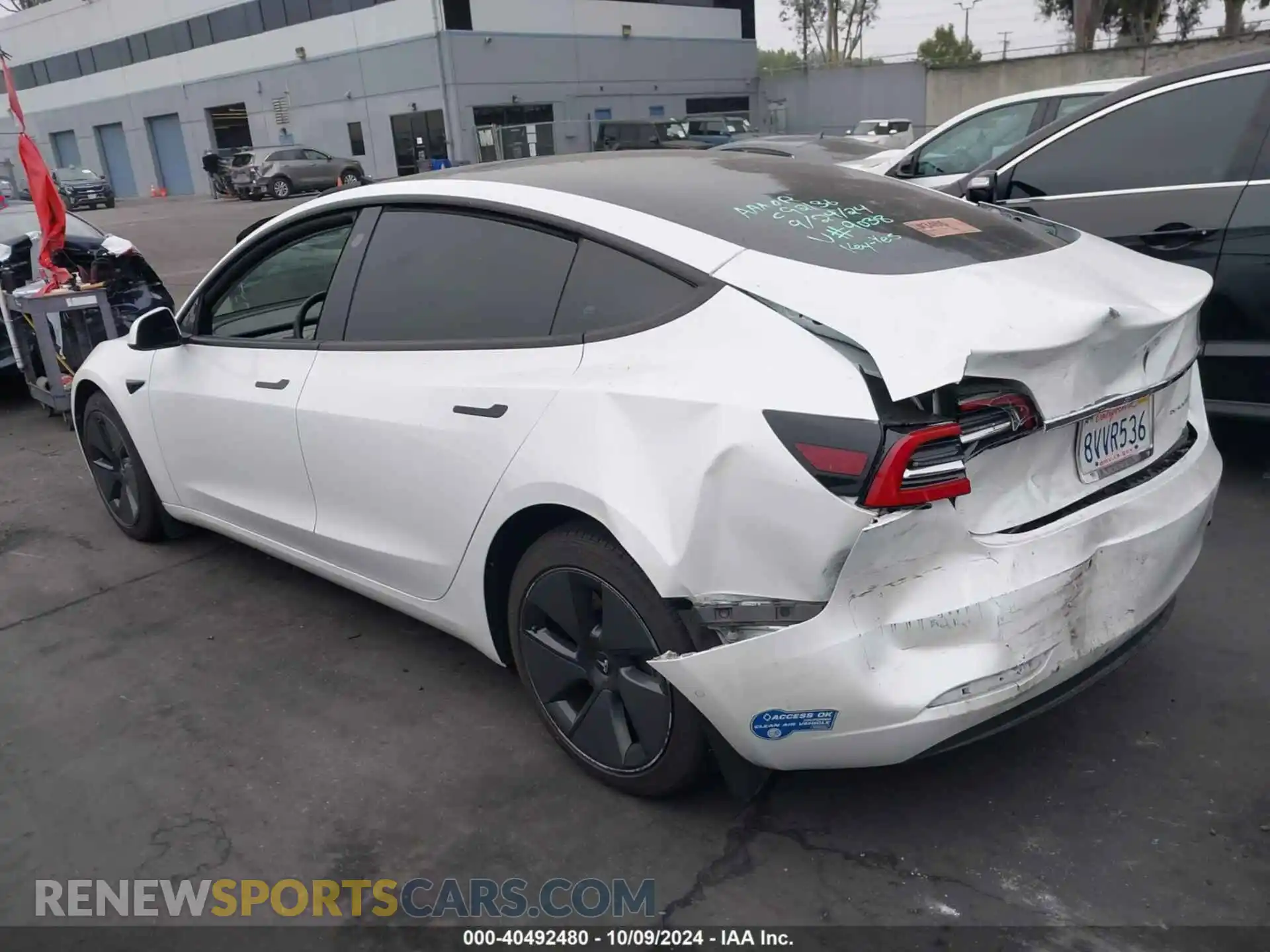3 Photograph of a damaged car 5YJ3E1EB9MF939038 TESLA MODEL 3 2021