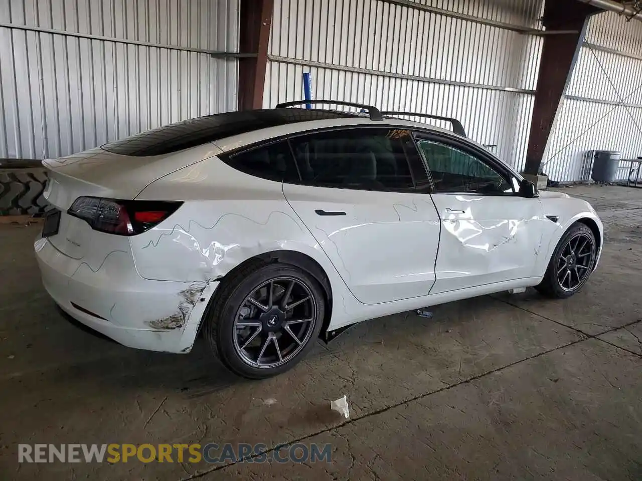3 Photograph of a damaged car 5YJ3E1EB9MF993052 TESLA MODEL 3 2021