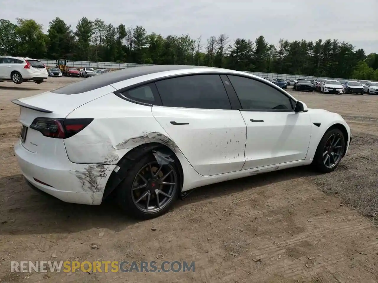 3 Photograph of a damaged car 5YJ3E1EBXMF035571 TESLA MODEL 3 2021