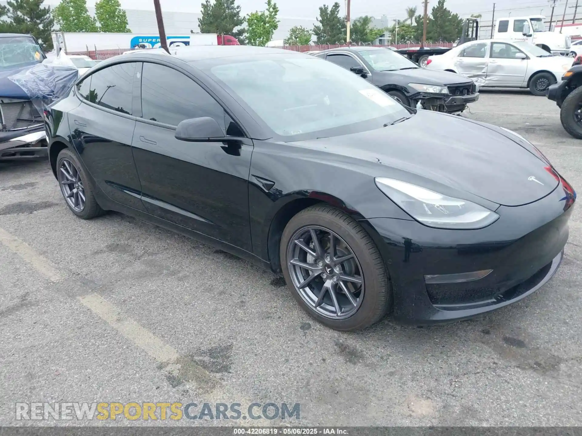 1 Photograph of a damaged car 5YJ3E1EBXMF050068 TESLA MODEL 3 2021