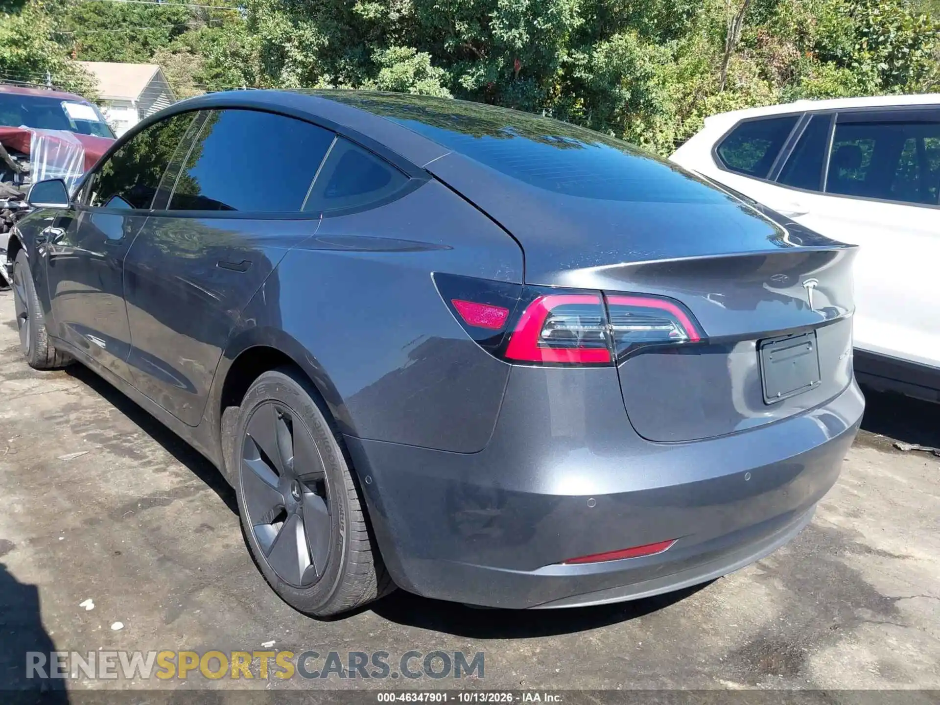 3 Photograph of a damaged car 5YJ3E1EBXMF052001 TESLA MODEL 3 2021