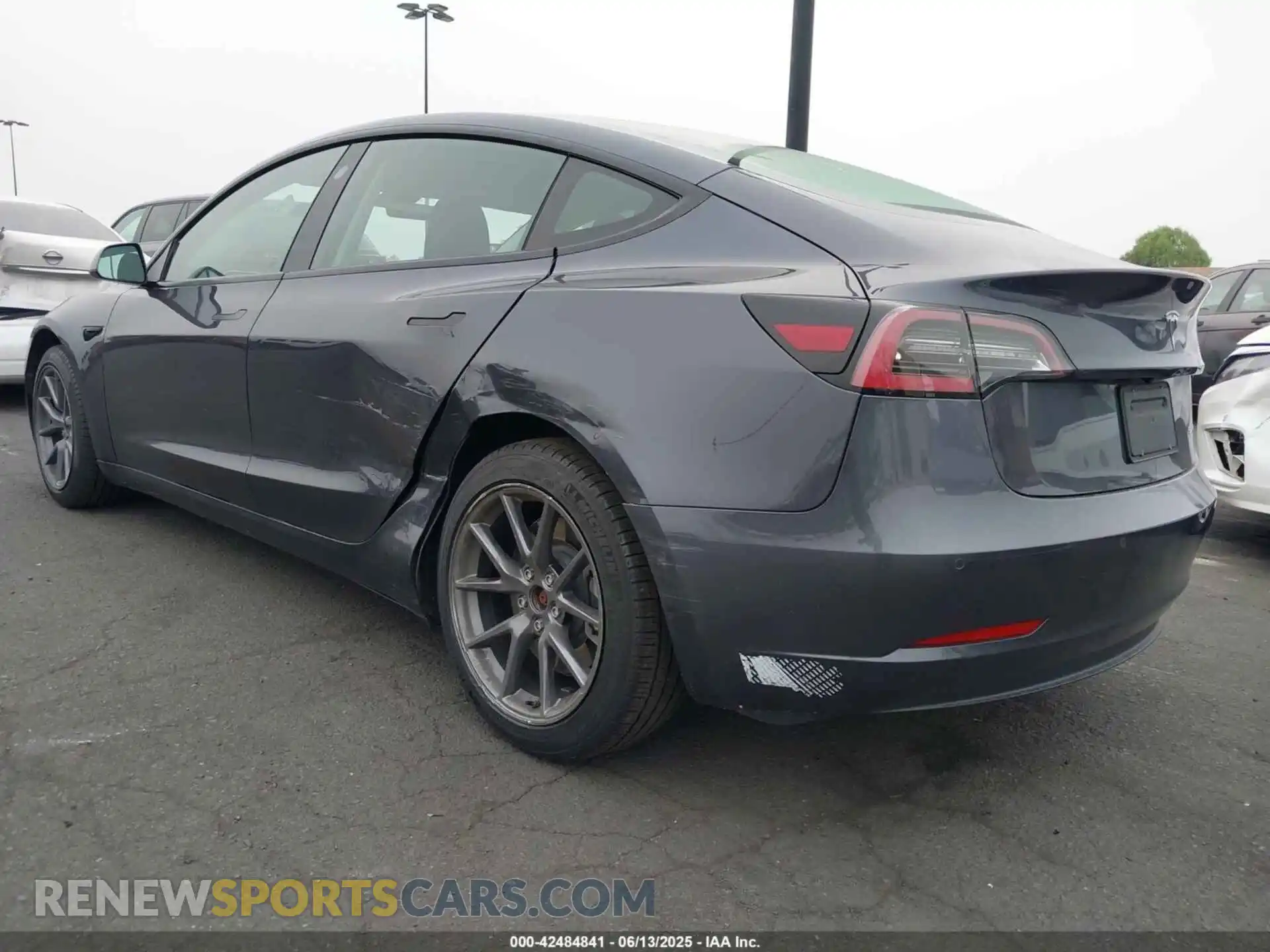 3 Фотография поврежденного автомобиля 5YJ3E1EBXMF079795 TESLA MODEL 3 2021