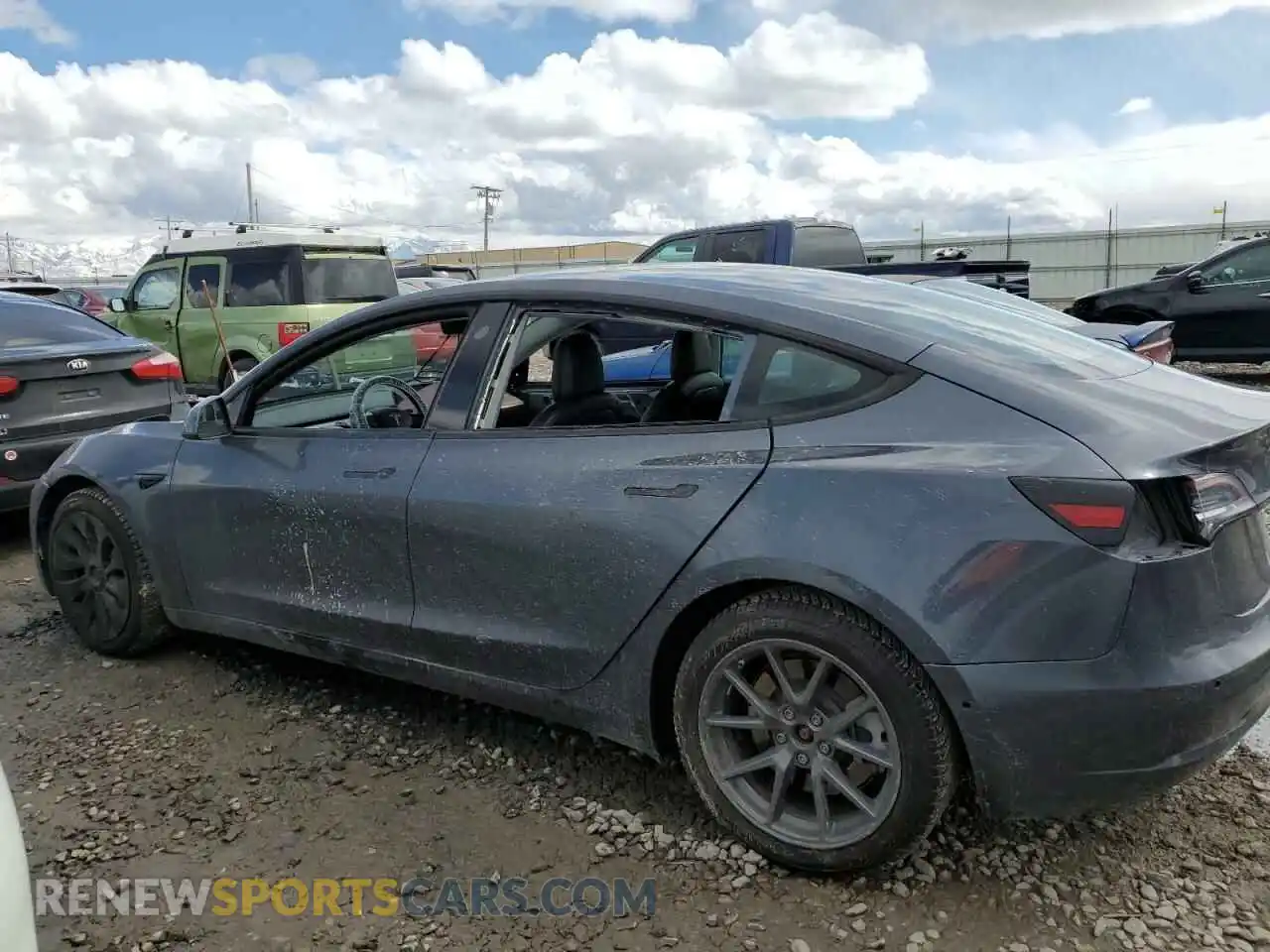 2 Фотография поврежденного автомобиля 5YJ3E1EBXMF858047 TESLA MODEL 3 2021