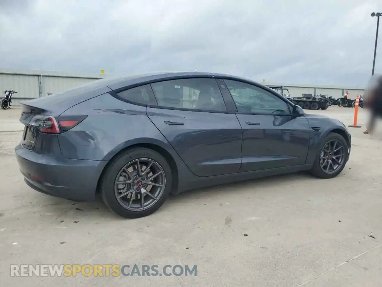 3 Photograph of a damaged car 5YJ3E1EBXMF869307 TESLA MODEL 3 2021