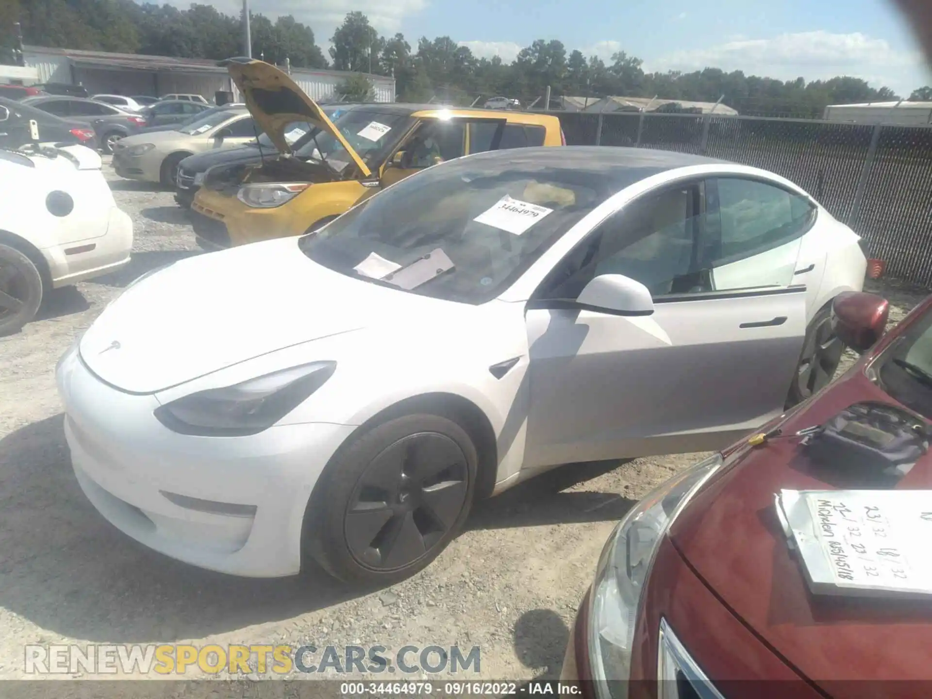 2 Фотография поврежденного автомобиля 5YJ3E1EBXMF903388 TESLA MODEL 3 2021