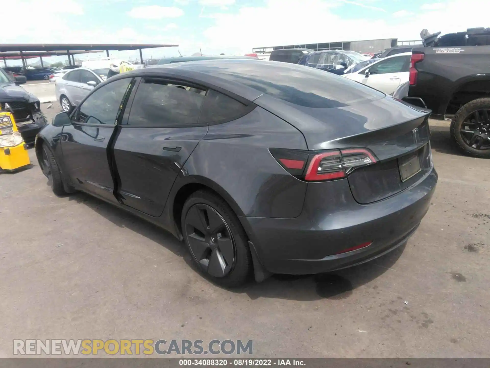 3 Photograph of a damaged car 5YJ3E1EBXMF939128 TESLA MODEL 3 2021