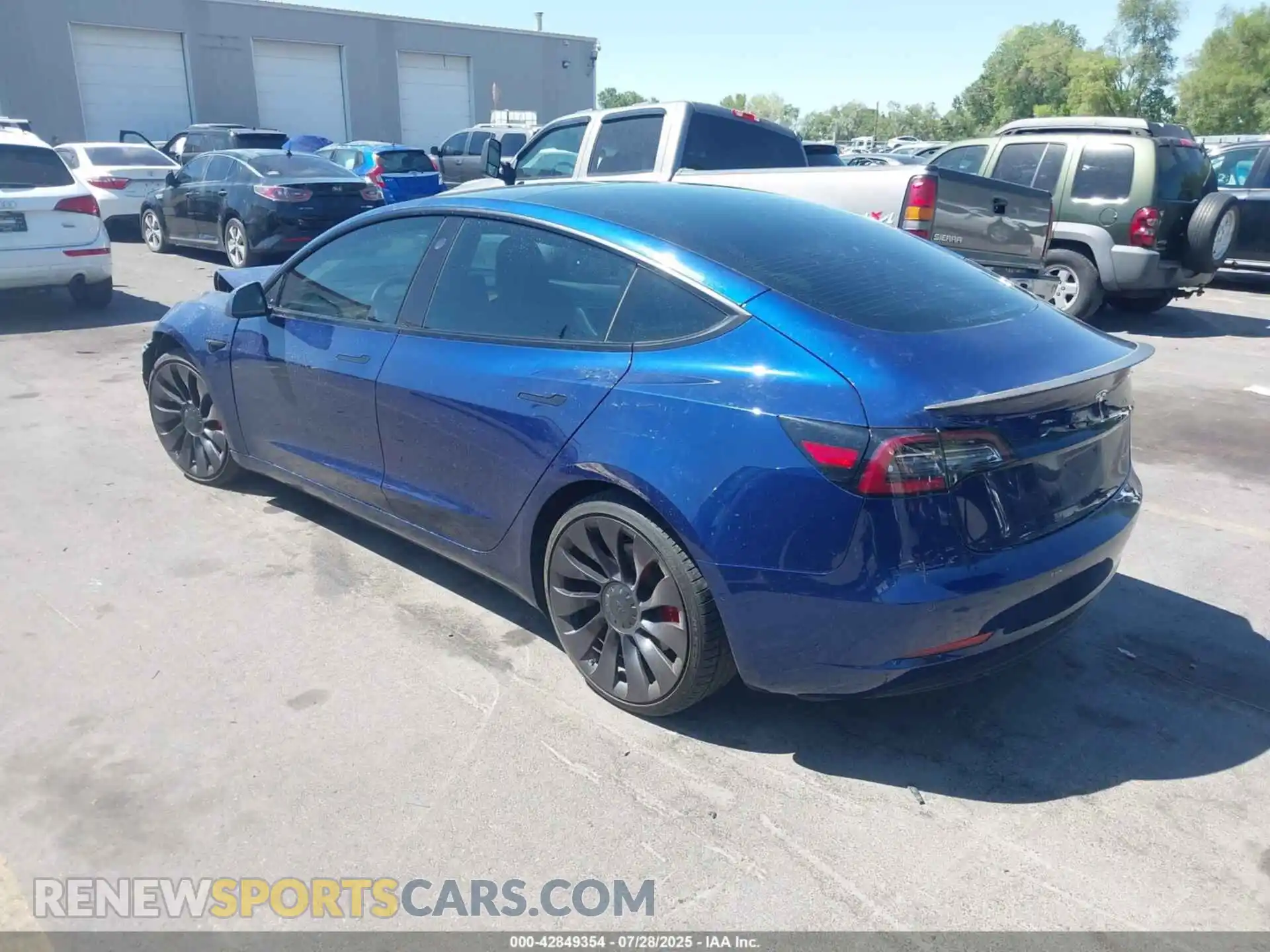 3 Photograph of a damaged car 5YJ3E1EC0MF925358 TESLA MODEL 3 2021