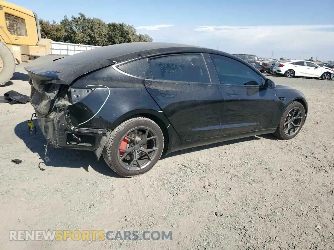 3 Photograph of a damaged car 5YJ3E1EC1MF005769 TESLA MODEL 3 2021