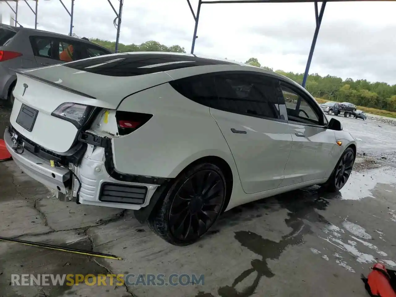 3 Photograph of a damaged car 5YJ3E1EC2MF061168 TESLA MODEL 3 2021
