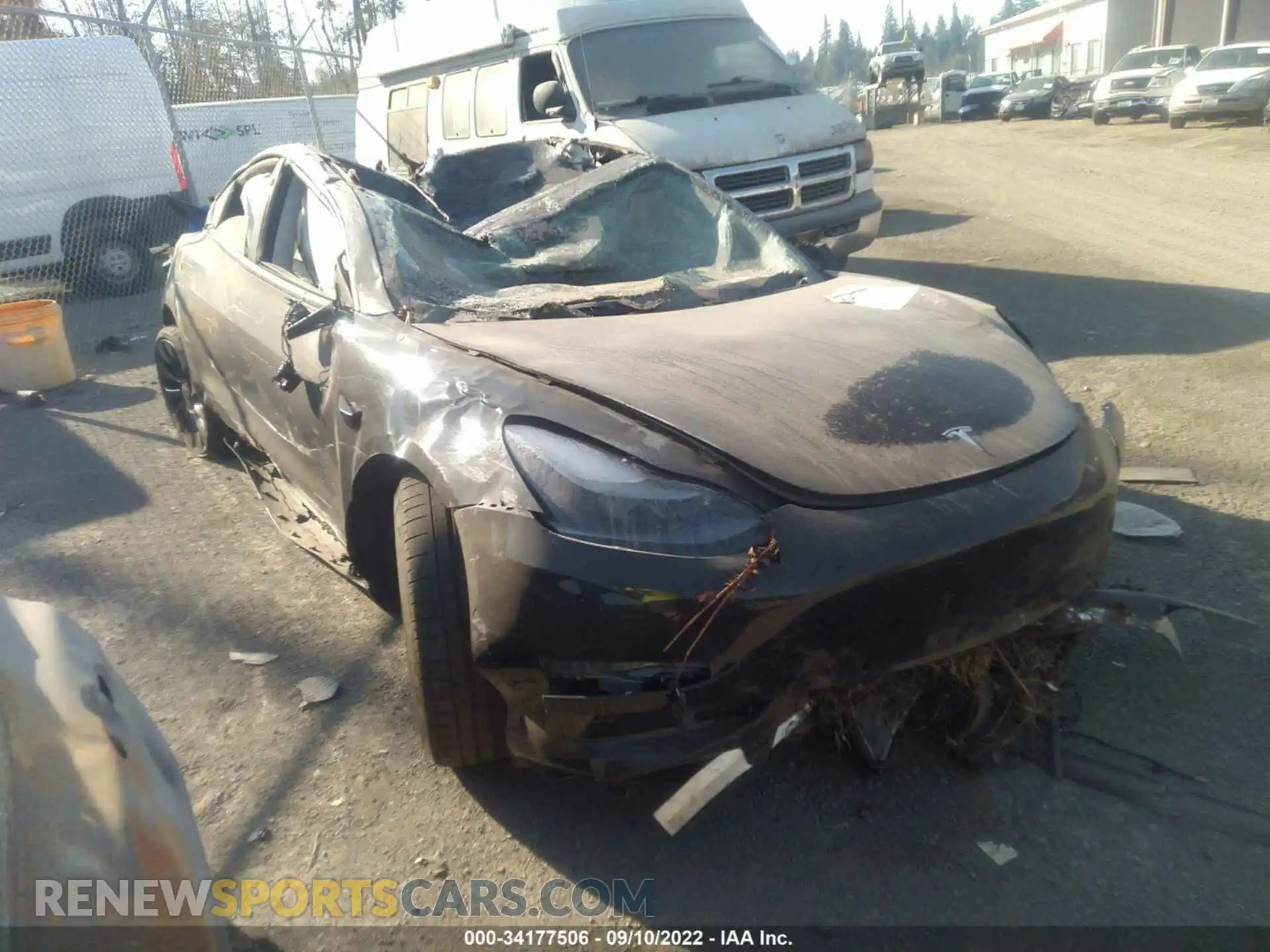 1 Photograph of a damaged car 5YJ3E1EC2MF868385 TESLA MODEL 3 2021