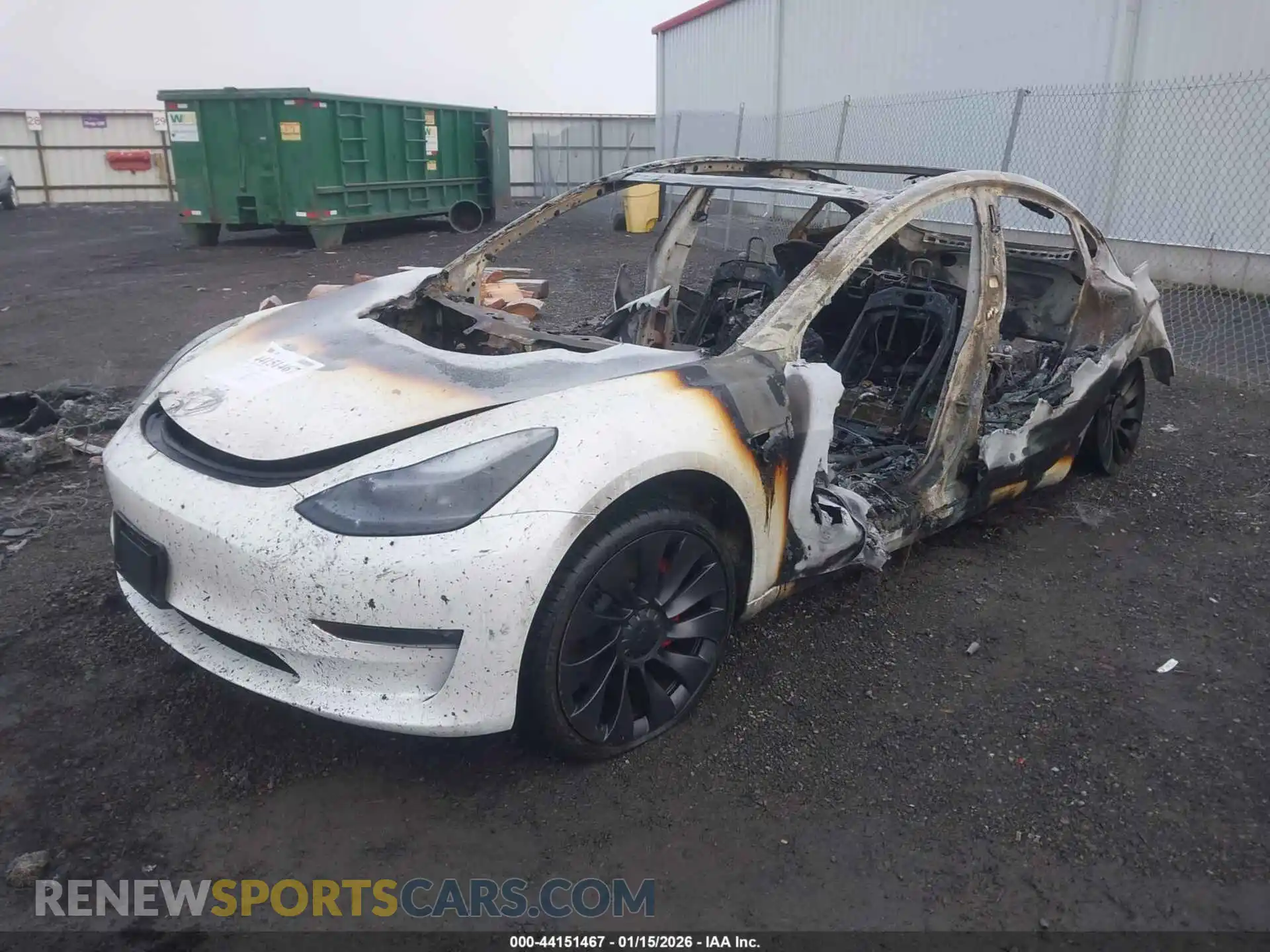 2 fotografías del automóvil dañado 5YJ3E1EC3MF001500 TESLA MODEL 3 2021