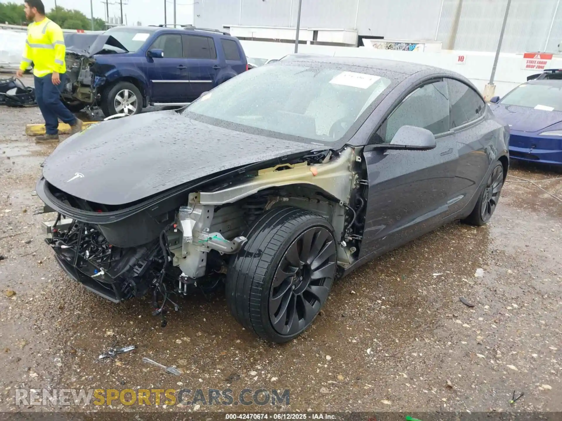 2 Photograph of a damaged car 5YJ3E1EC3MF028289 TESLA MODEL 3 2021