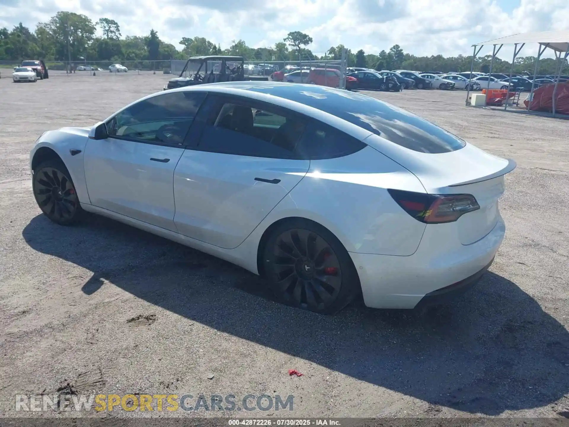 3 Photograph of a damaged car 5YJ3E1EC3MF913592 TESLA MODEL 3 2021