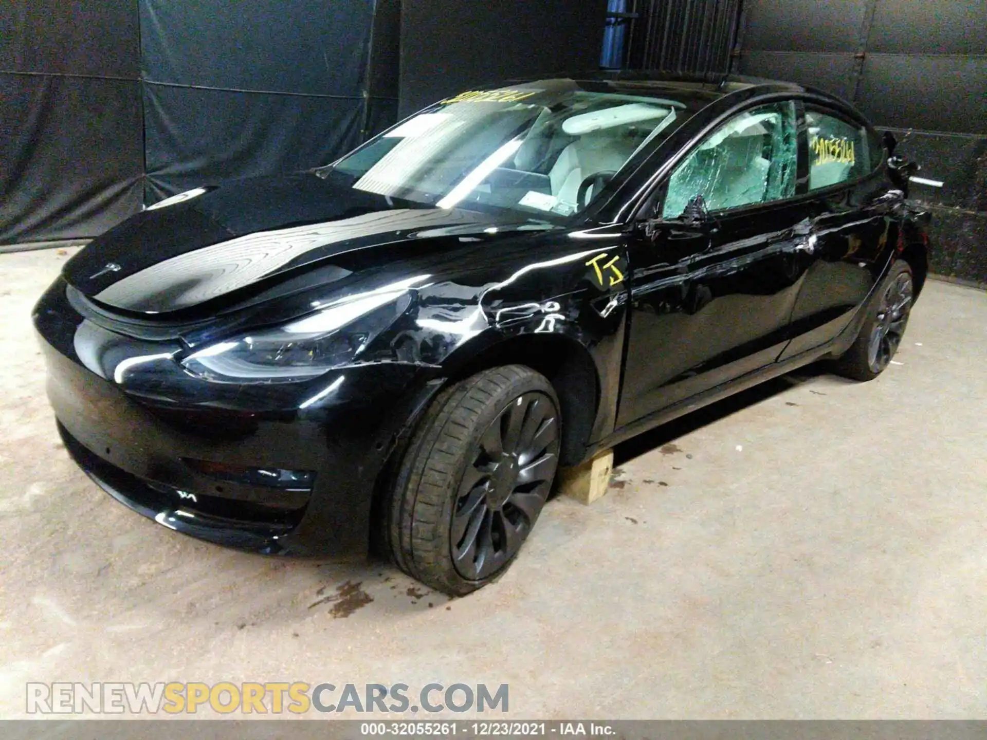 2 Photograph of a damaged car 5YJ3E1EC3MF914290 TESLA MODEL 3 2021