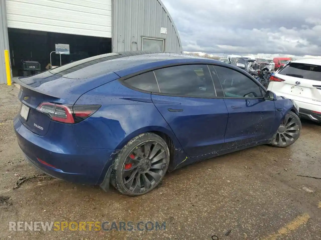 3 Photograph of a damaged car 5YJ3E1EC3MF995615 TESLA MODEL 3 2021