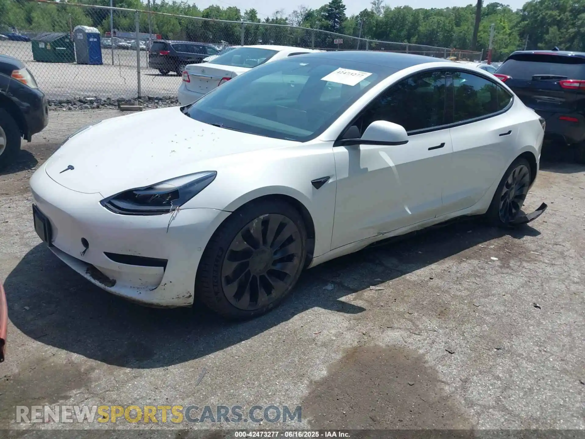 2 Photograph of a damaged car 5YJ3E1EC4MF044601 TESLA MODEL 3 2021