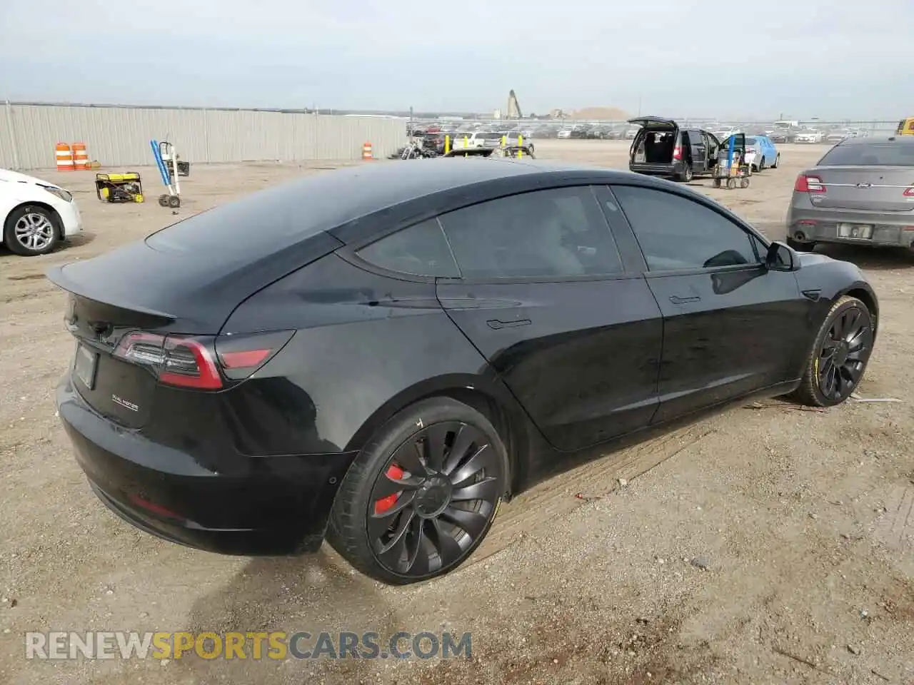 3 Photograph of a damaged car 5YJ3E1EC5MF044025 TESLA MODEL 3 2021