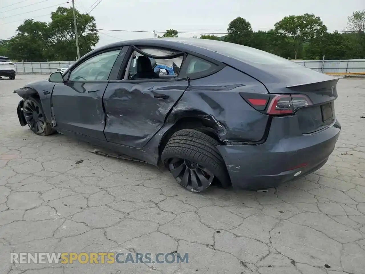 2 Photograph of a damaged car 5YJ3E1EC5MF064890 TESLA MODEL 3 2021