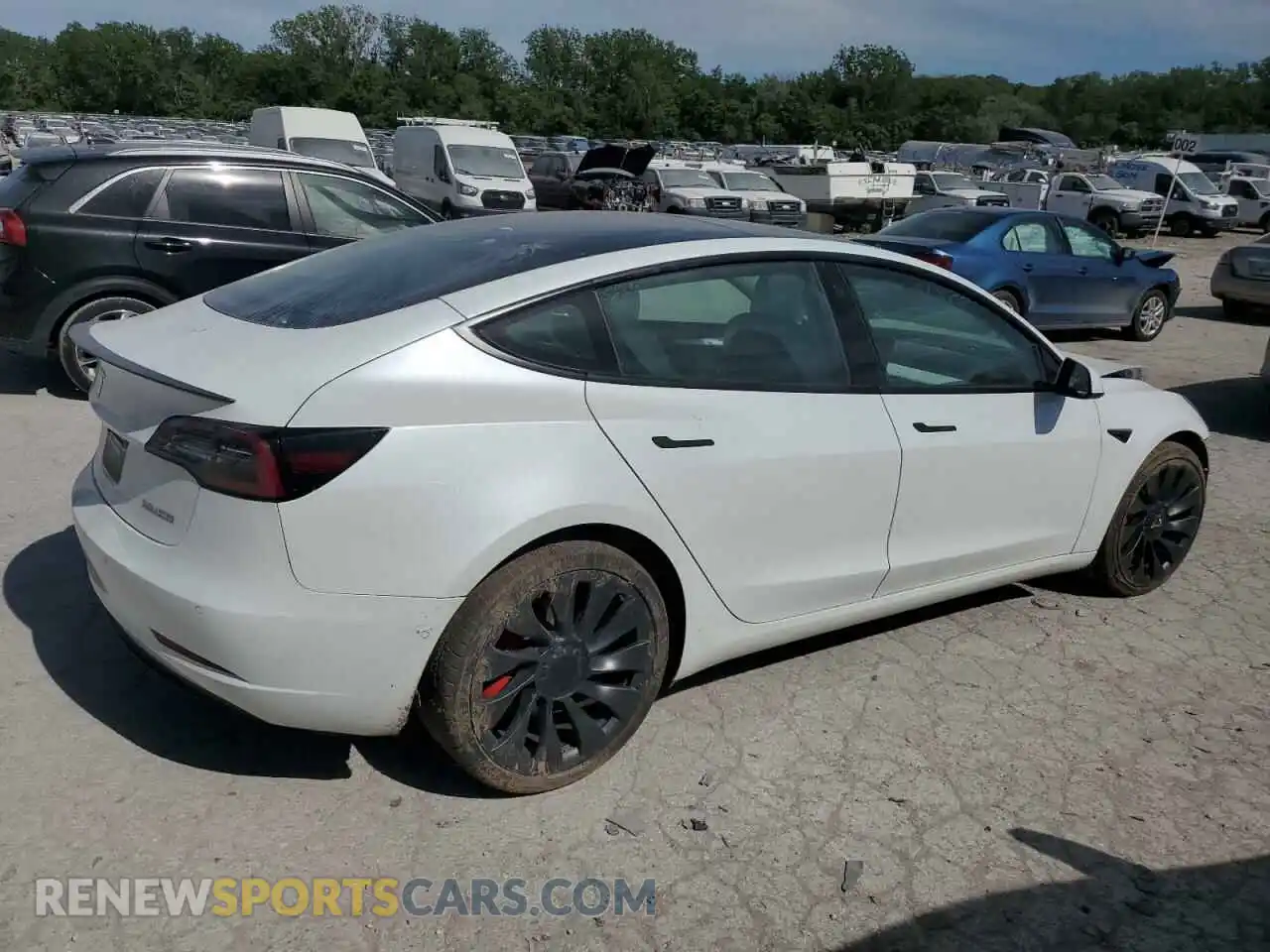 3 Photograph of a damaged car 5YJ3E1EC6MF062694 TESLA MODEL 3 2021