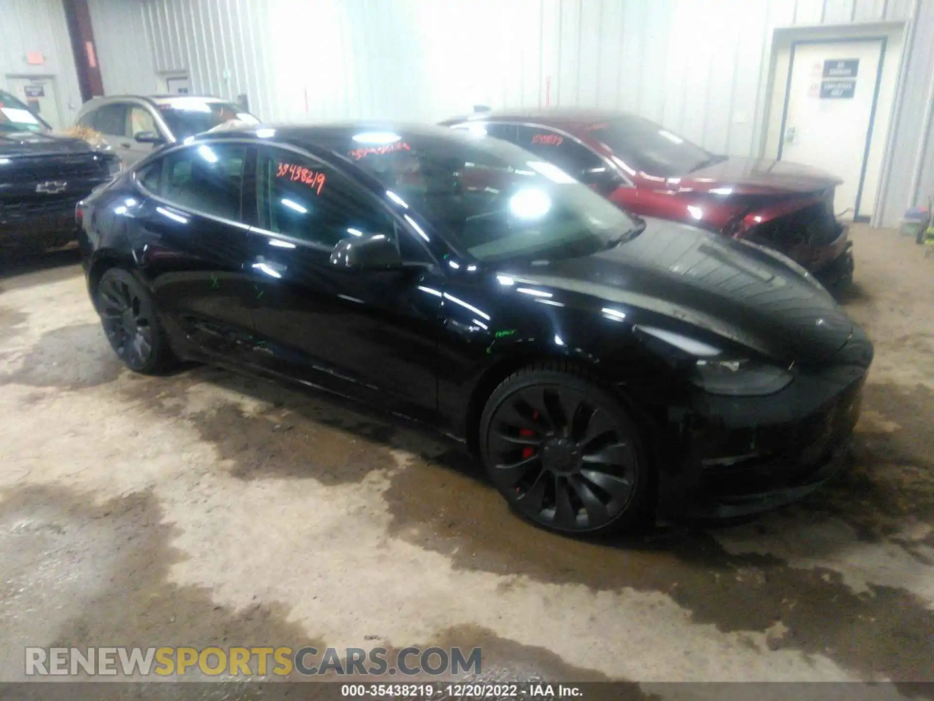 1 Photograph of a damaged car 5YJ3E1EC7MF061103 TESLA MODEL 3 2021
