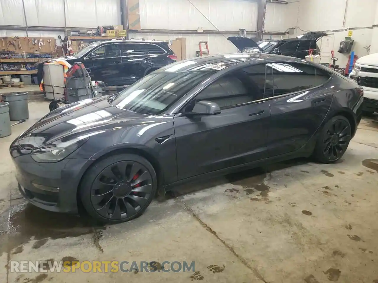 1 Photograph of a damaged car 5YJ3E1EC7MF063403 TESLA MODEL 3 2021
