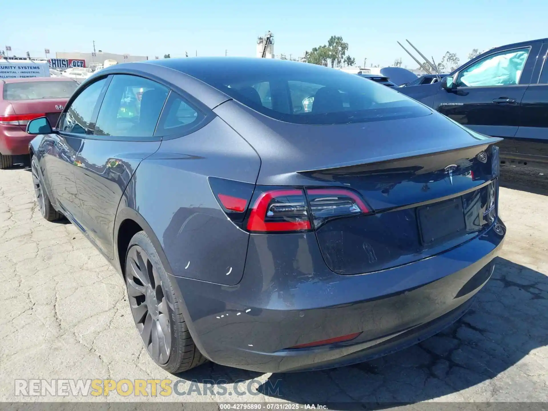 3 Photograph of a damaged car 5YJ3E1EC7MF073977 TESLA MODEL 3 2021