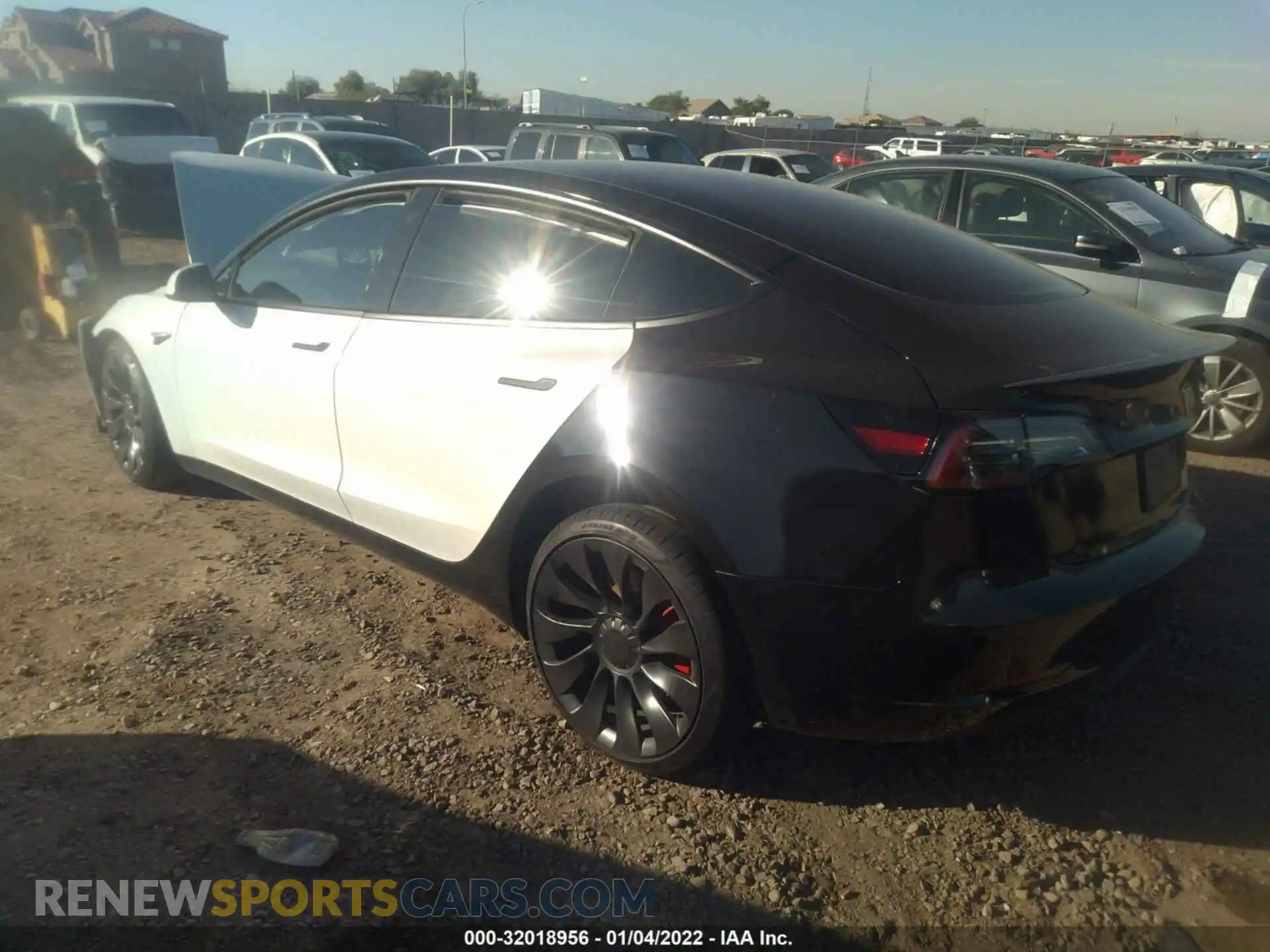3 Photograph of a damaged car 5YJ3E1EC7MF098006 TESLA MODEL 3 2021