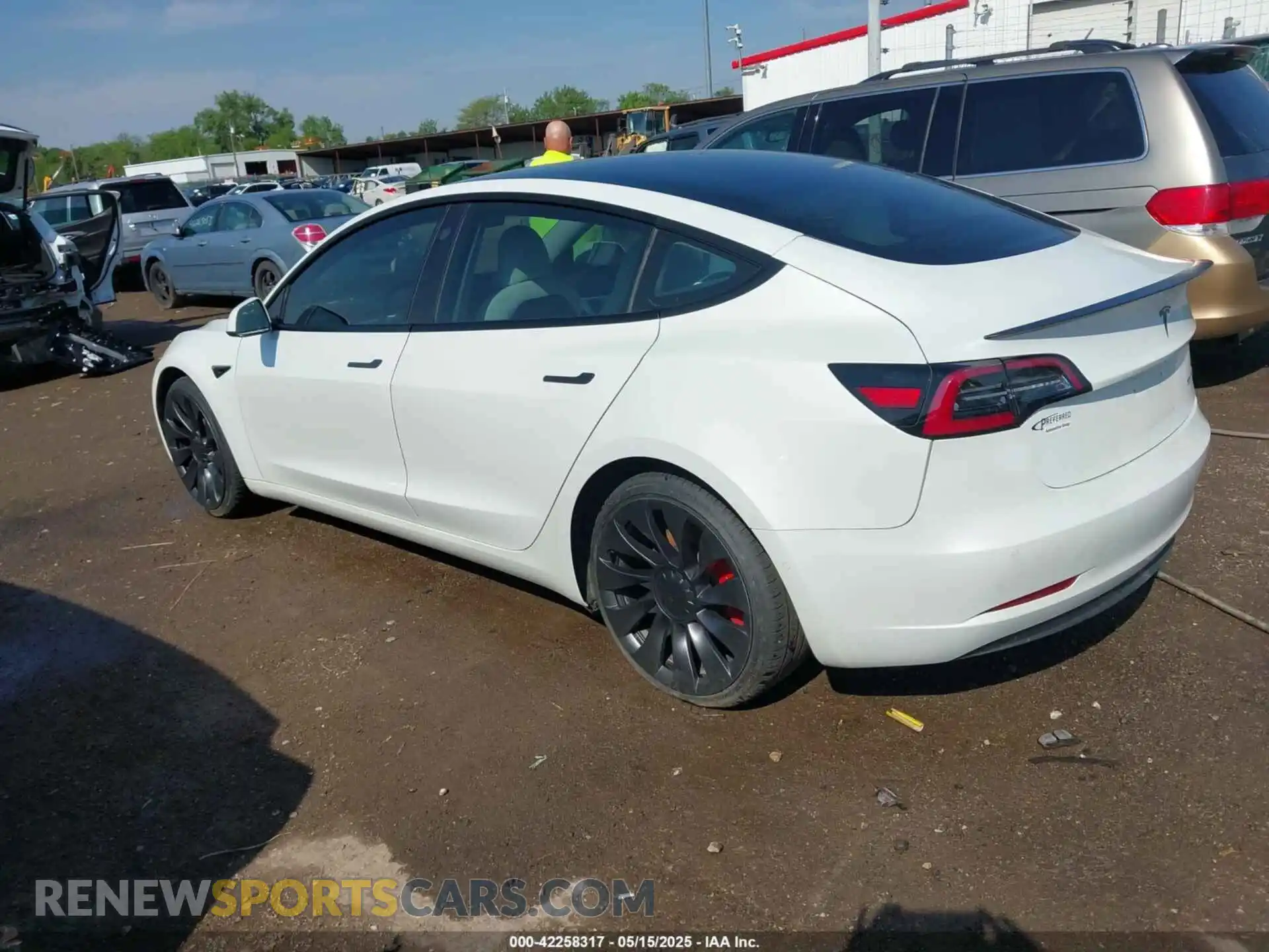 3 Photograph of a damaged car 5YJ3E1EC7MF919282 TESLA MODEL 3 2021
