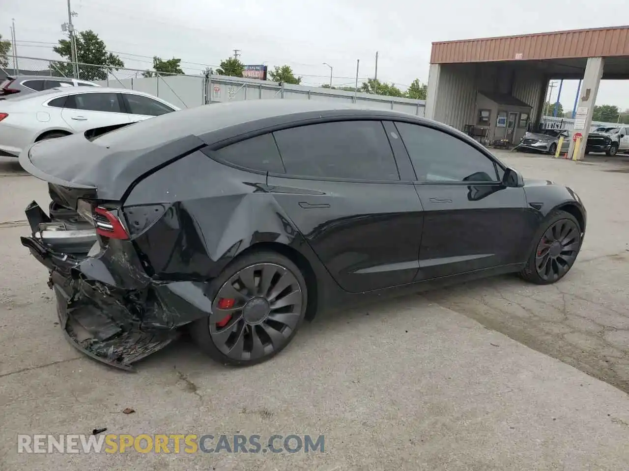 3 Photograph of a damaged car 5YJ3E1EC7MF975545 TESLA MODEL 3 2021