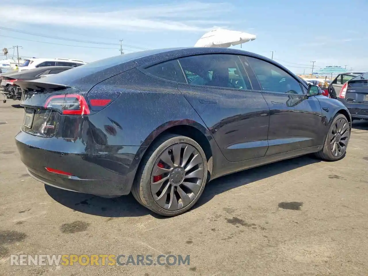 3 Photograph of a damaged car 5YJ3E1EC9MF001582 TESLA MODEL 3 2021