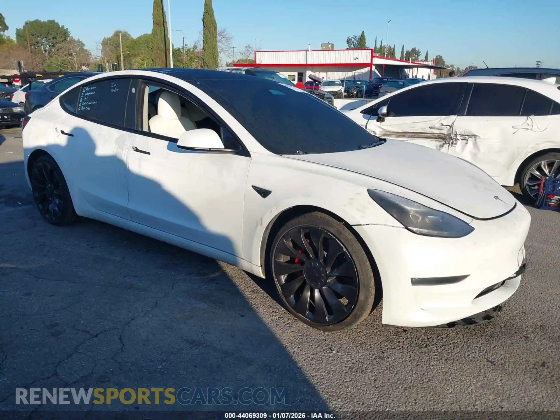 1 Photograph of a damaged car 5YJ3E1EC9MF020312 TESLA MODEL 3 2021