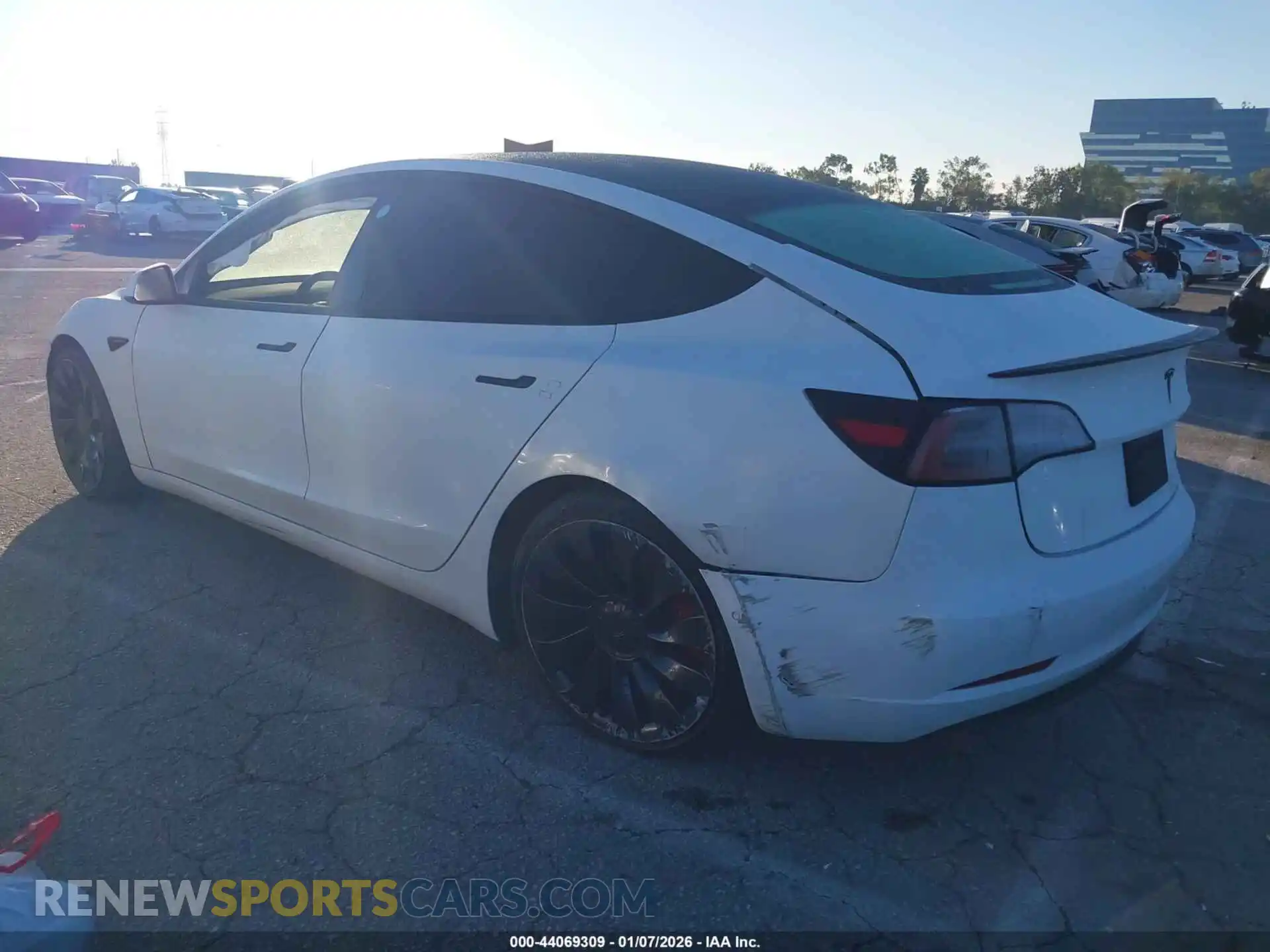3 Photograph of a damaged car 5YJ3E1EC9MF020312 TESLA MODEL 3 2021