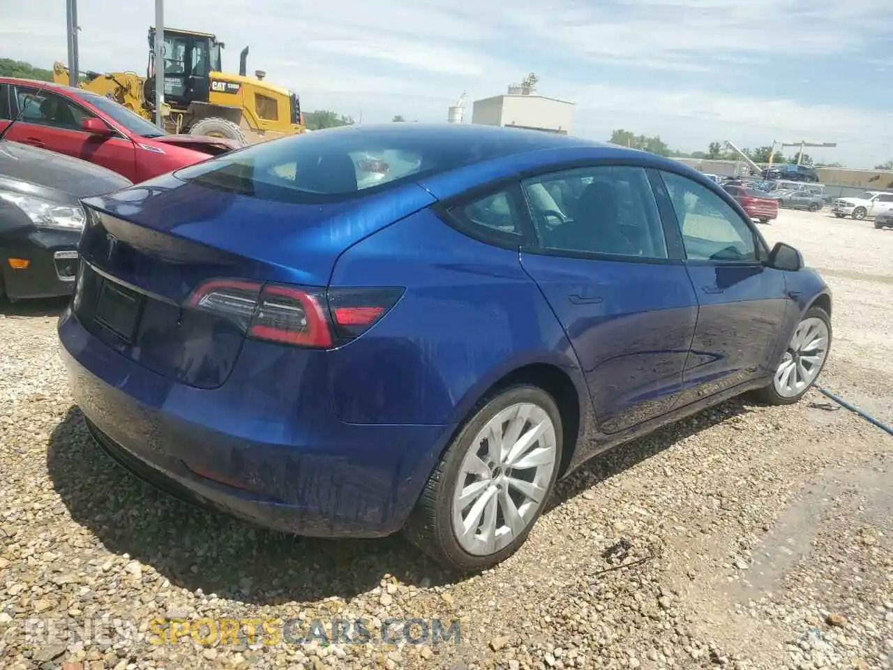 3 Photograph of a damaged car 5YJ3E1EA0NF304492 TESLA MODEL 3 2022