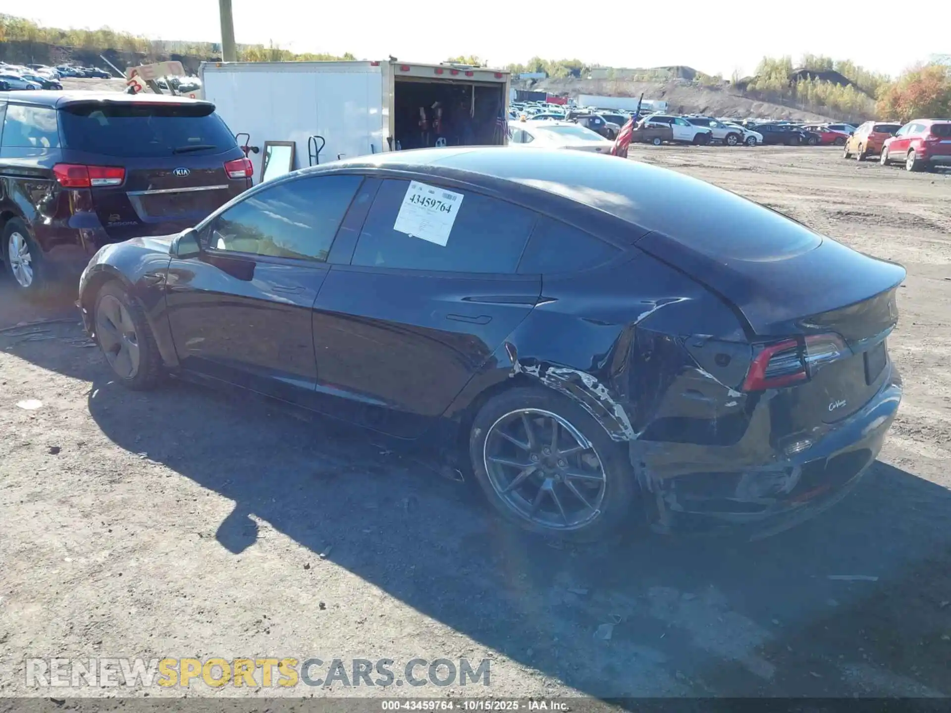 3 Photograph of a damaged car 5YJ3E1EA0NF338366 TESLA MODEL 3 2022