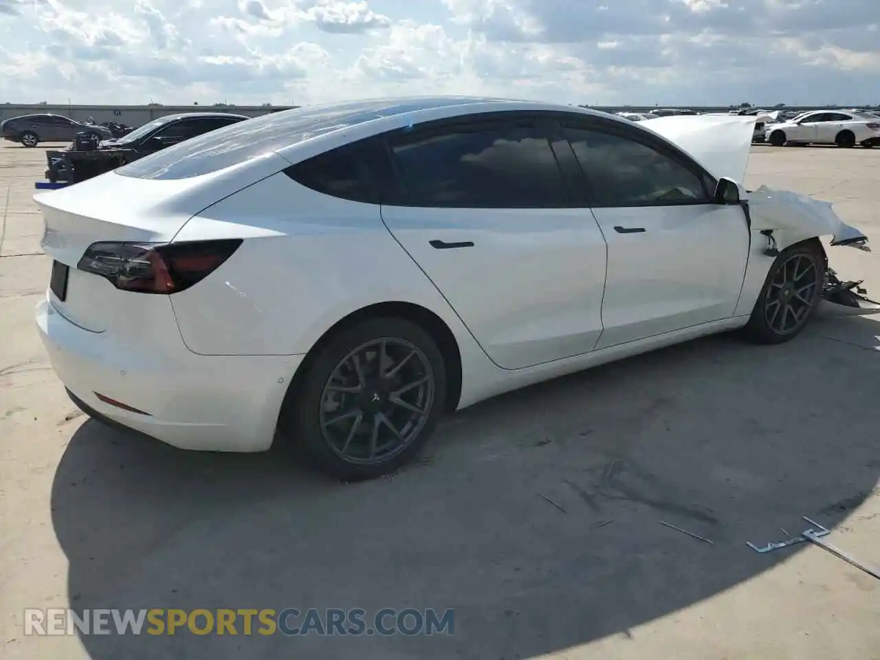 3 Photograph of a damaged car 5YJ3E1EA1NF101515 TESLA MODEL 3 2022