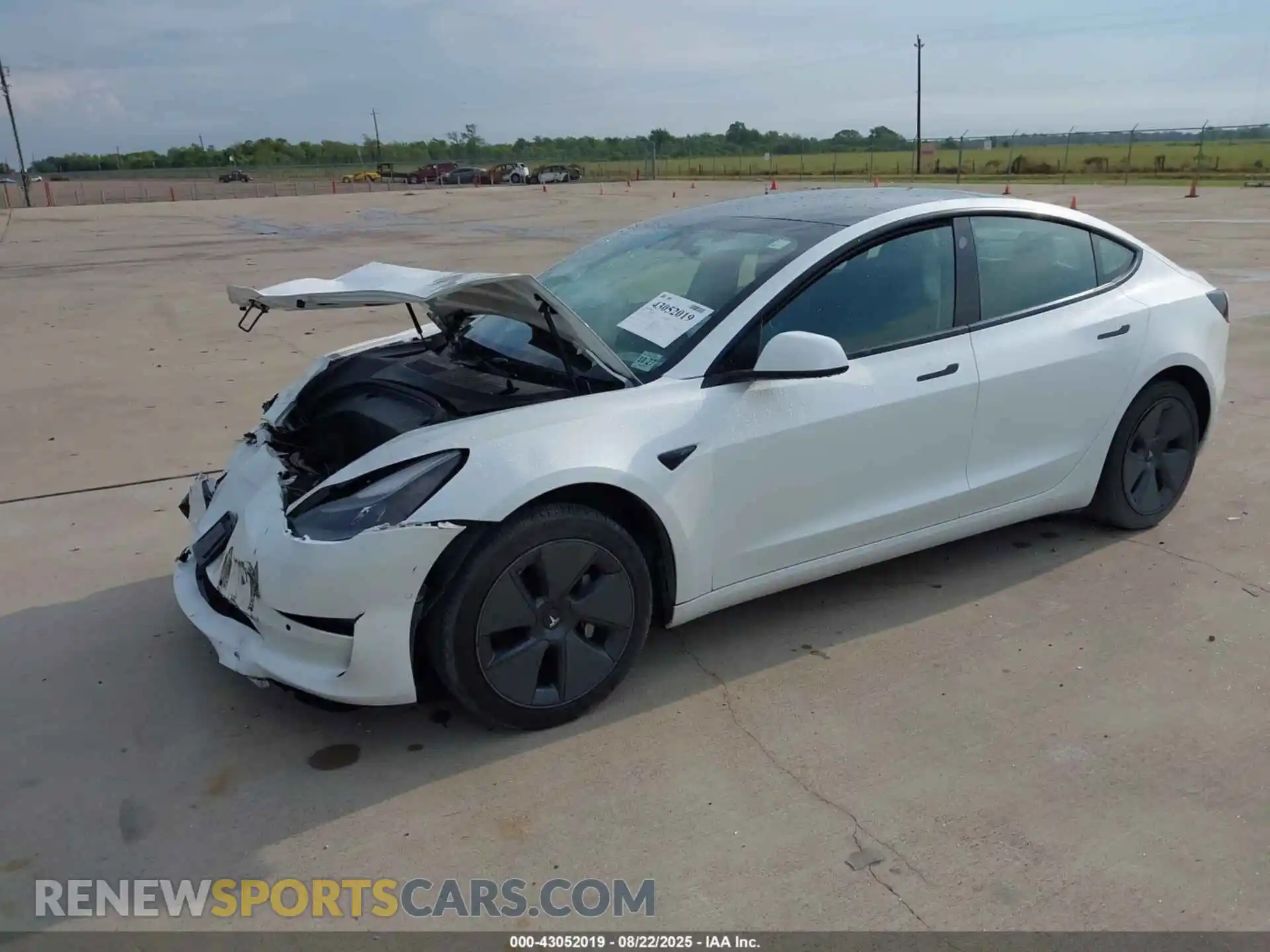 2 Photograph of a damaged car 5YJ3E1EA1NF115074 TESLA MODEL 3 2022