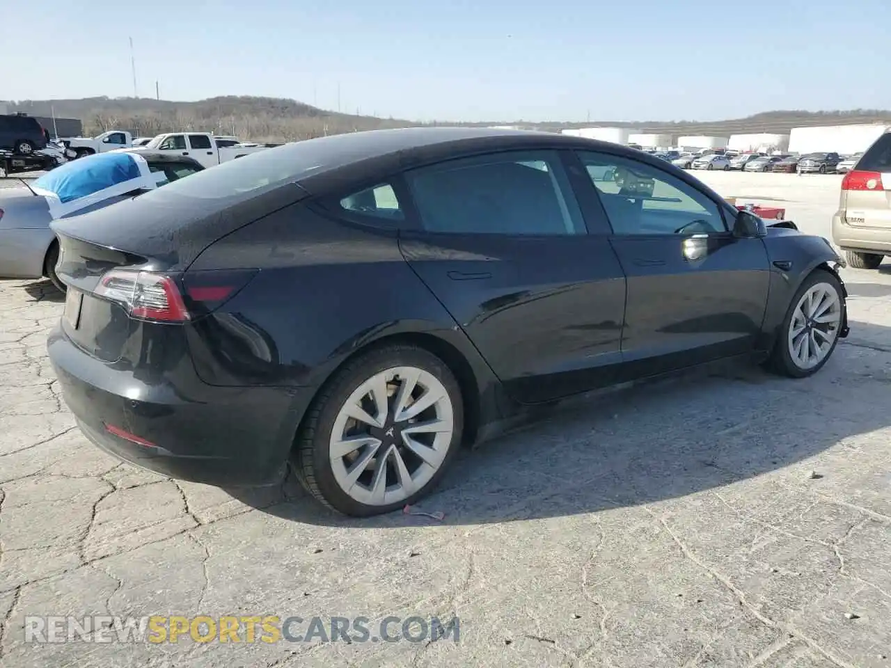 3 Photograph of a damaged car 5YJ3E1EA1NF184721 TESLA MODEL 3 2022