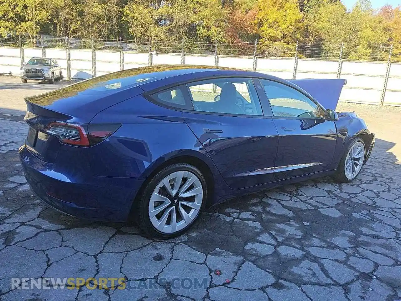3 Photograph of a damaged car 5YJ3E1EA1NF189661 TESLA MODEL 3 2022