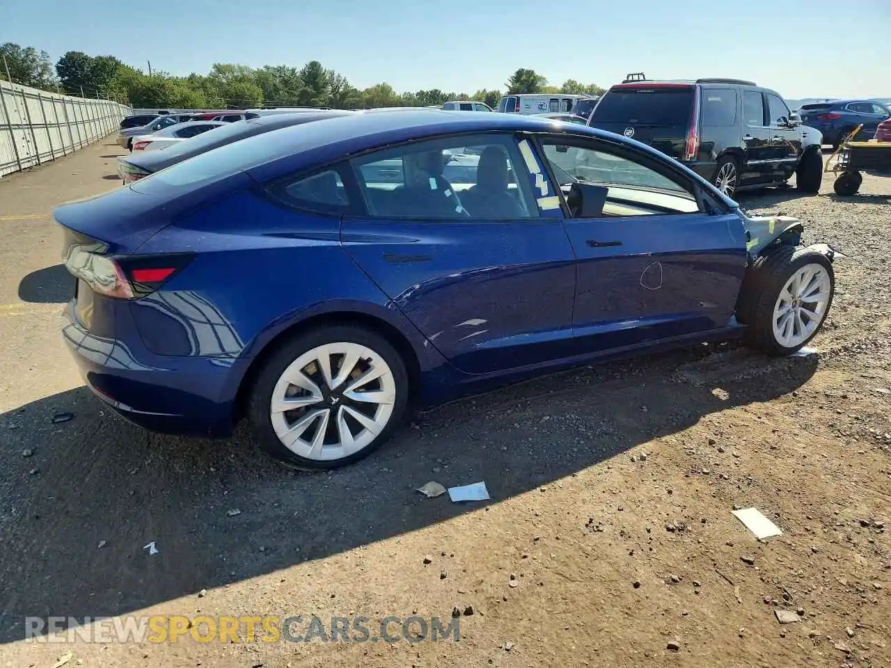 3 fotografías del automóvil dañado 5YJ3E1EA1NF190843 TESLA MODEL 3 2022