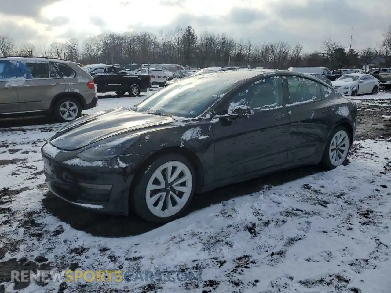 1 Photograph of a damaged car 5YJ3E1EA1NF286536 TESLA MODEL 3 2022