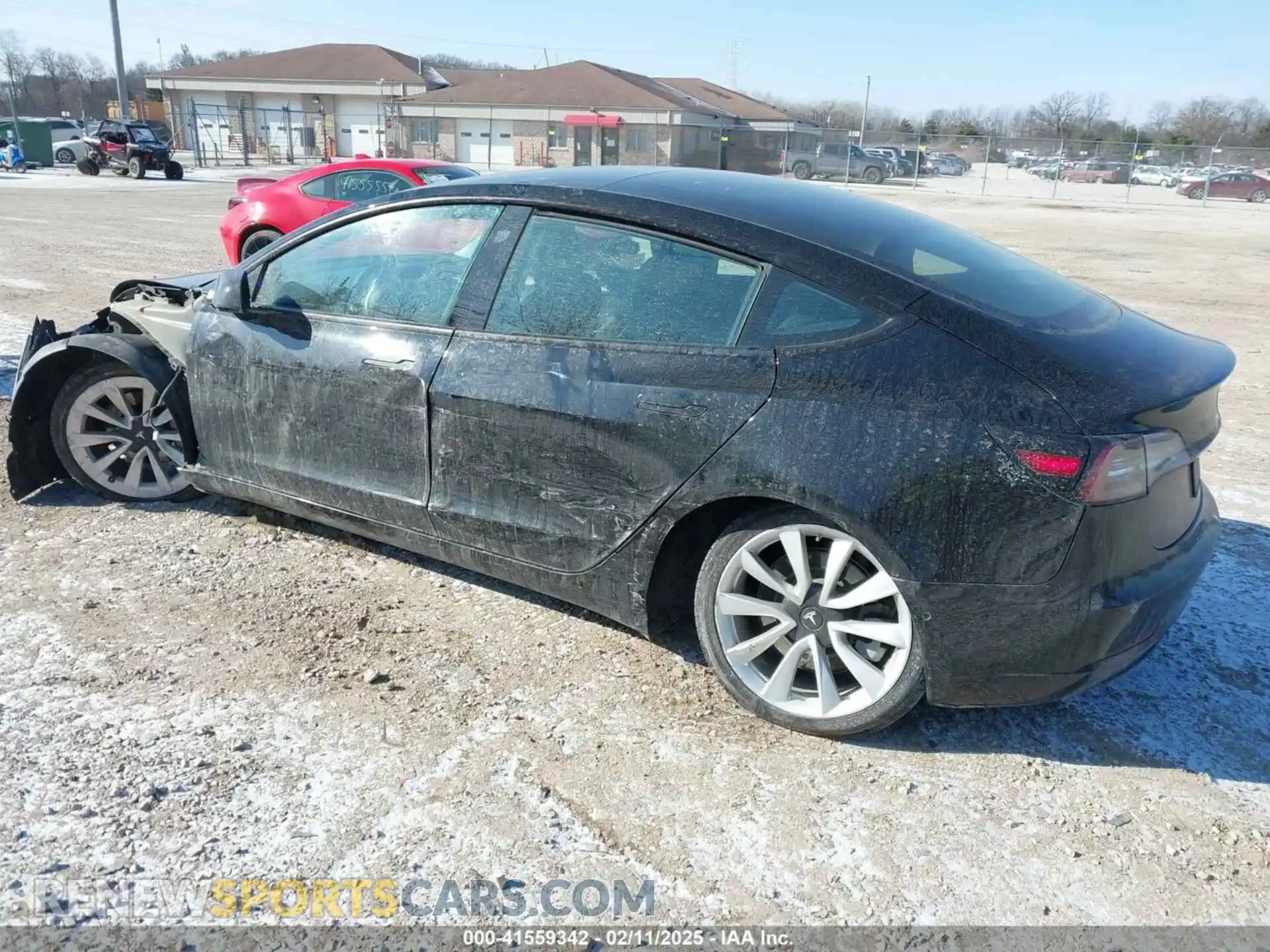 3 Photograph of a damaged car 5YJ3E1EA1NF304811 TESLA MODEL 3 2022
